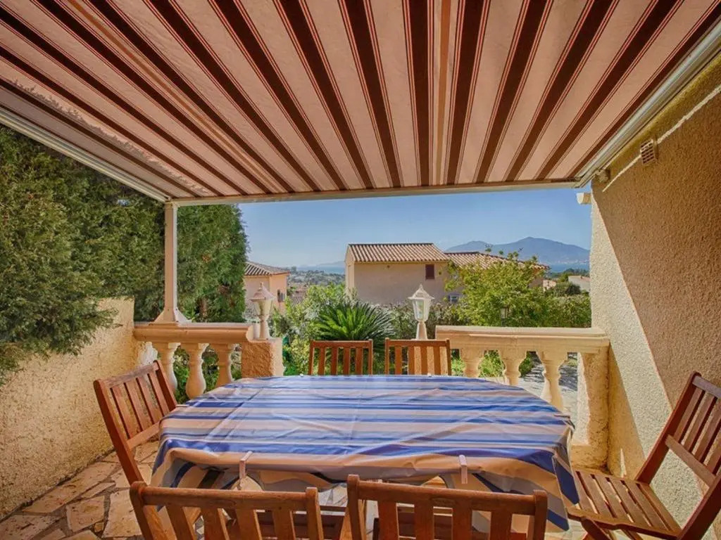 Maison Porticcio, 3 pièces, 6 personnes - FR-1-61-515