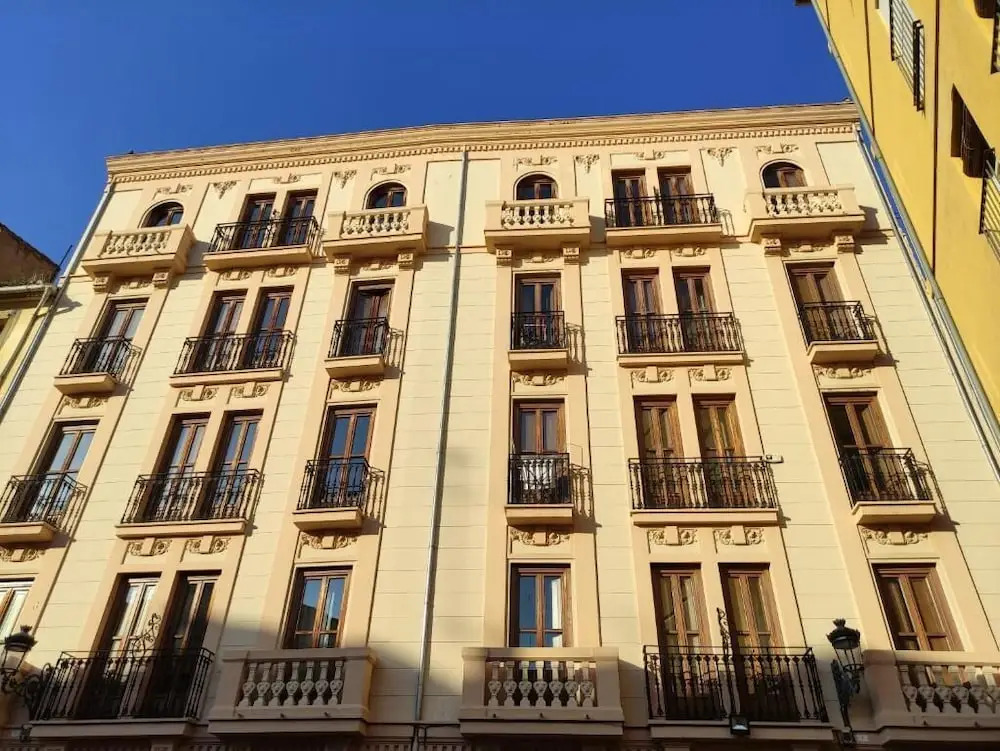 Adarve Flats