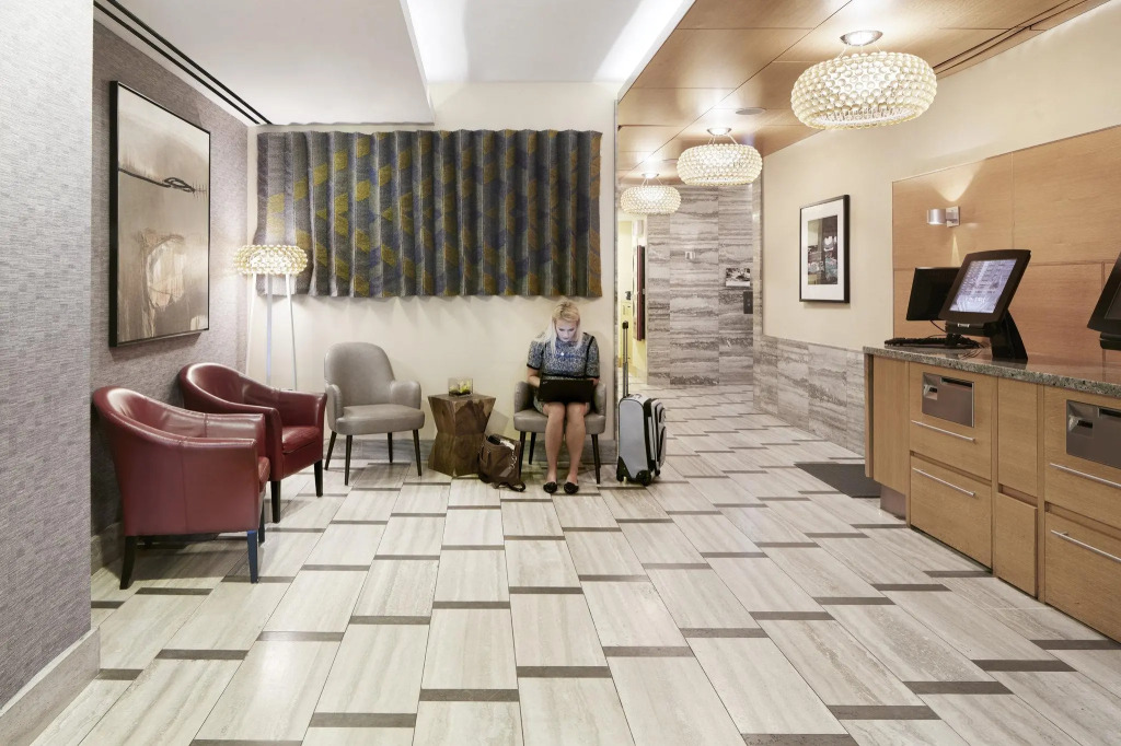 The Jewel Hotel, New York