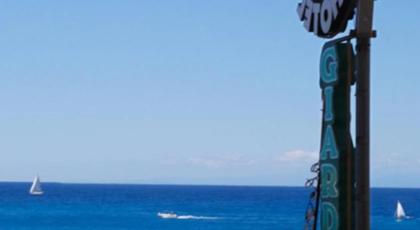 Hotel Giardino al Mare
