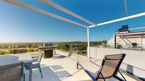 Las Colinas Golf & Country Club Residences