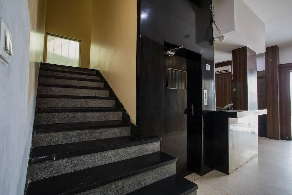 OYO 1546 The Sensation Hotel