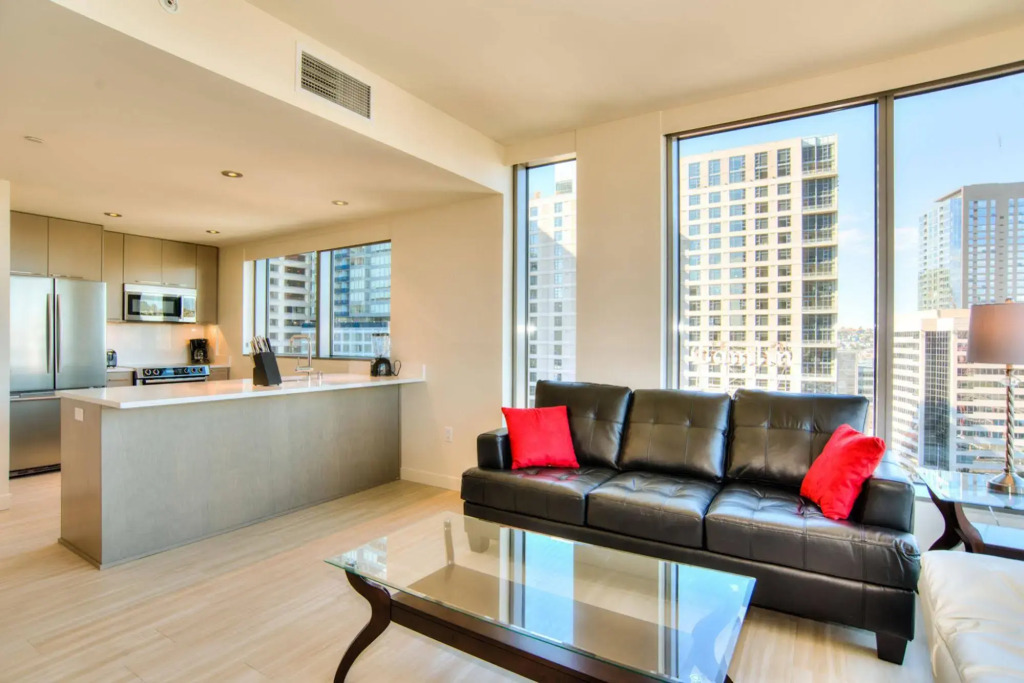 Furnished Apartments on Pine Street