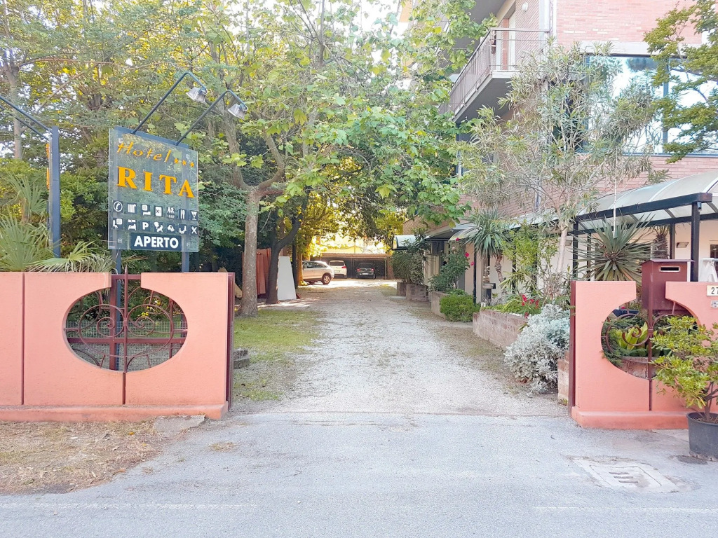 Hotel Rita