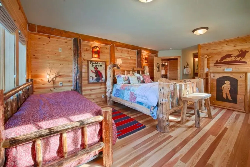Macker's Cabin by JHRL