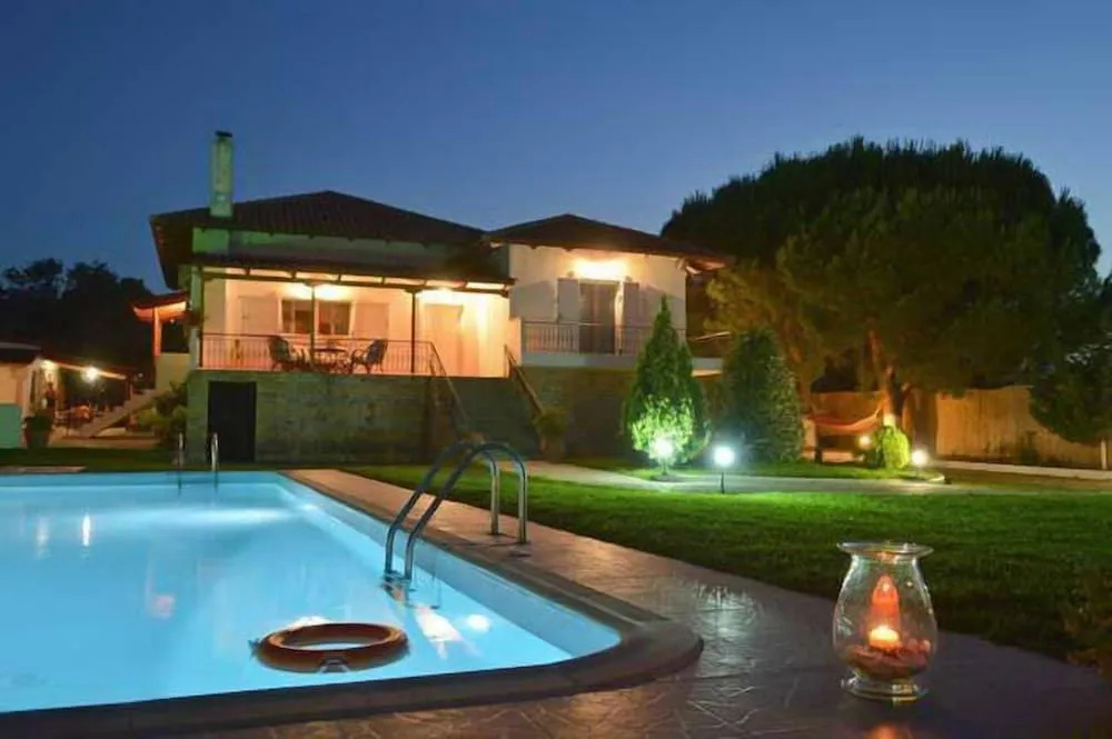 Dimeon Villa