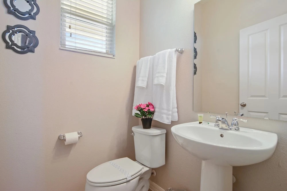 Family Friendly Four Bedroom w GameRoom @Disney 5145