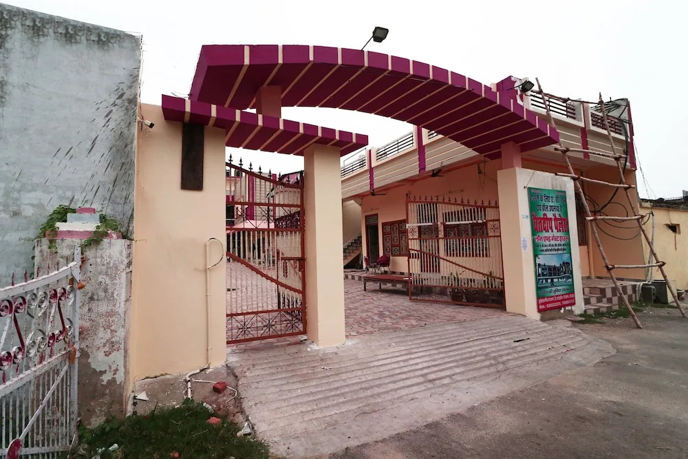OYO Flagship 15267 Chaitdeep Palace