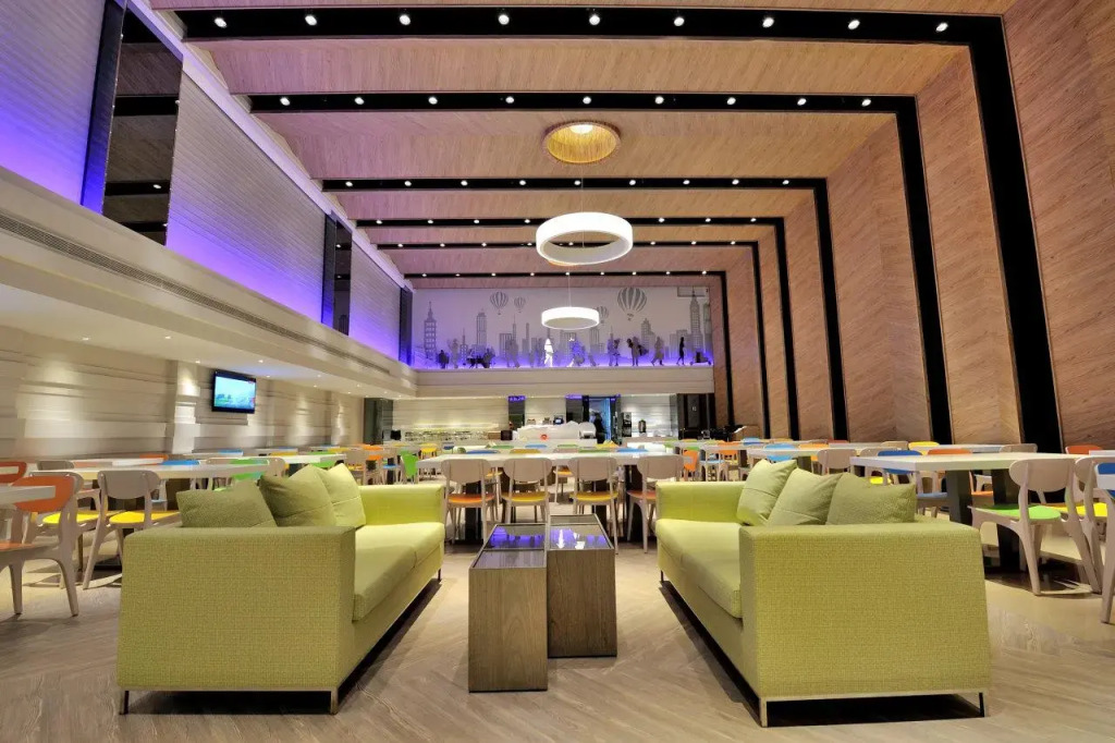 Green World Hotel - Zhonghua