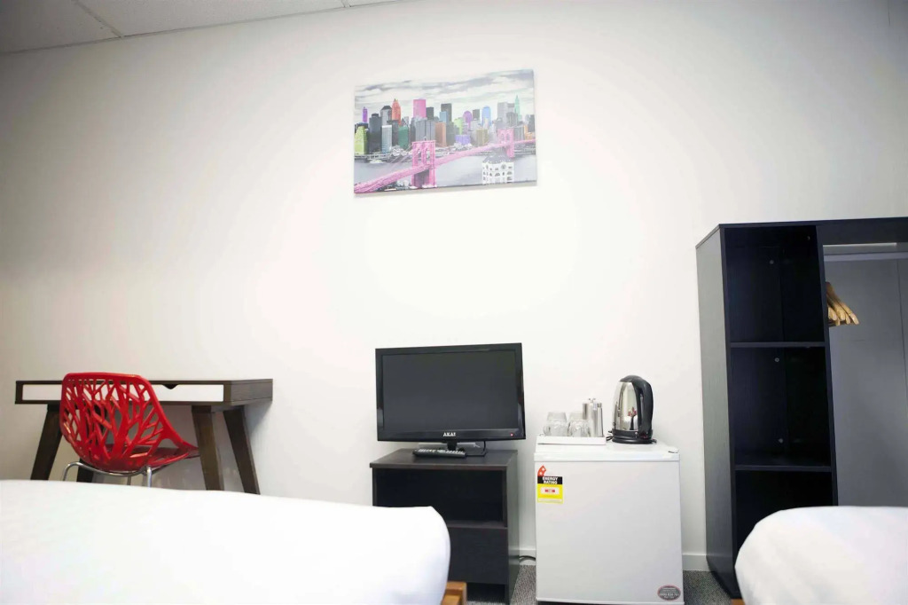 The Setup on Dixon - Hostel