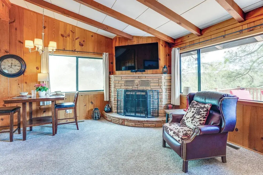 Family Mountain Getaway, Retreat to the Cool Pine