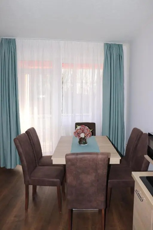 Liget Apartmanház
