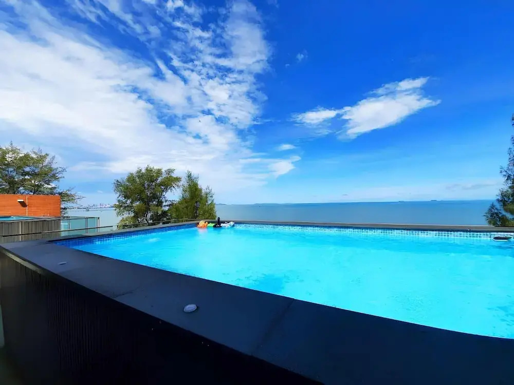 Sandbox frontbeach villa4
