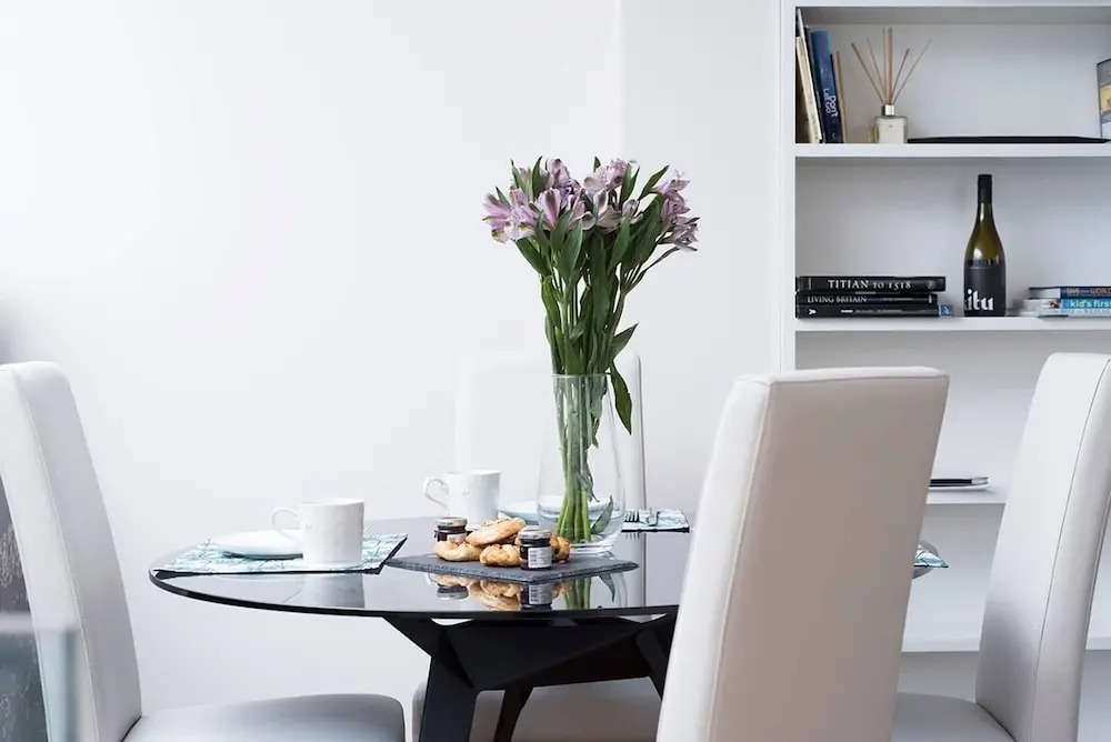Luxurious 2 BR Apartment near Hyde Park