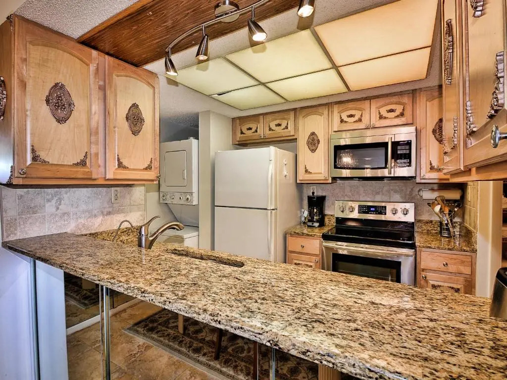 440 West 902N Waterfront 2 Bedroom 2 Bathroom at 440 West 23127