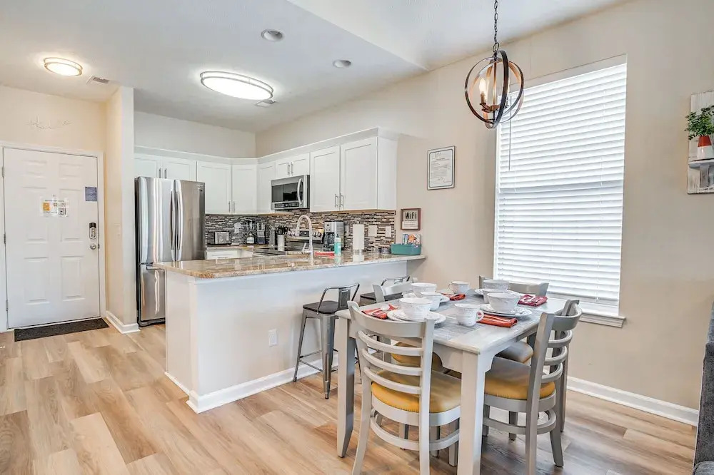 4 Mi to Ocean: Breezy Golf Condo in Myrtle Beach