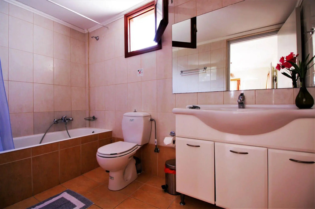 Ampavris Family Apartments