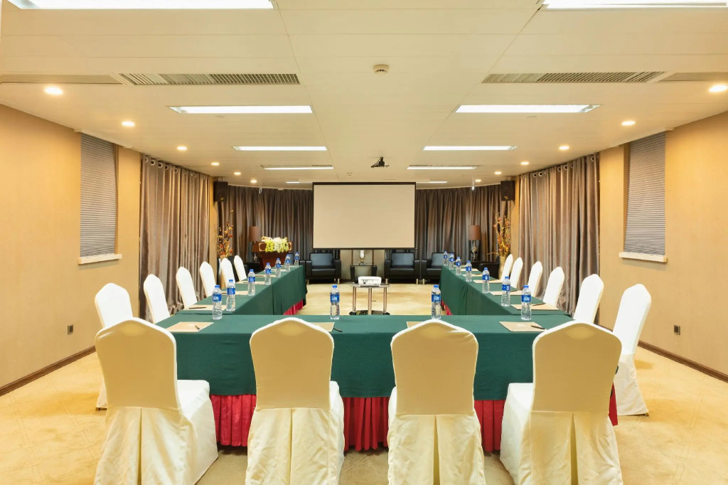 Shantou Haiyi Panorama Hotel