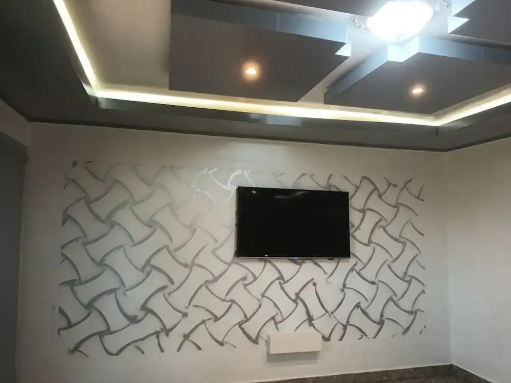 Ndouha House
