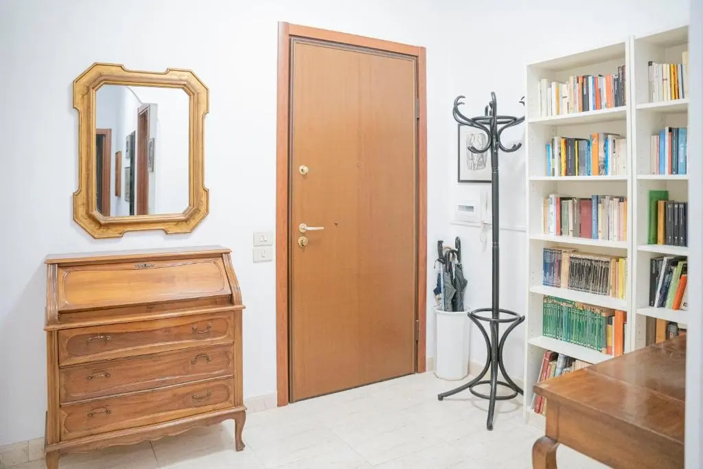 076 - Casa La Libreria, Centro città di Chiavari, 500 metri da mare e spiagge