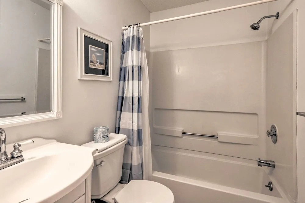 Hilton Head Condo: Pool, Hot Tub & Tennis Access!