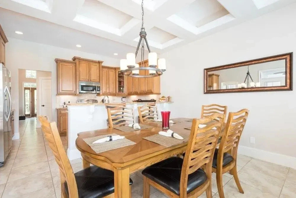 Fantastic 3 bed home with a pool