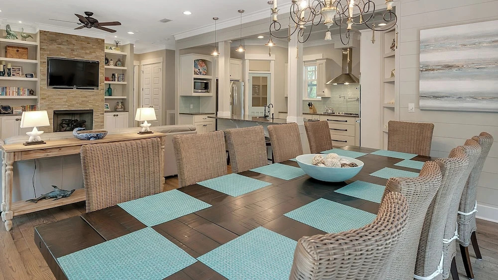 Private Pool and Gulf Side in Seagrove + Beach Service