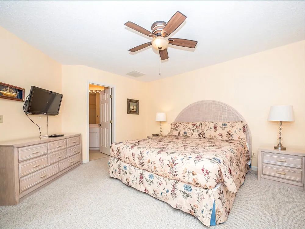 Ocean Breeze 61, 3 Bedroom, Tennis, Sleeps 6, Large Pool
