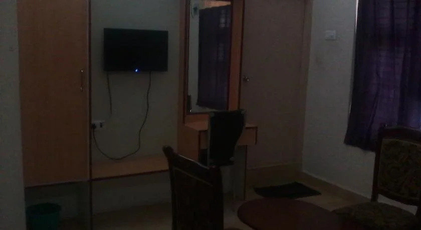 Hotel Pasuparthy Residency