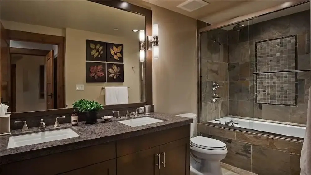 Diamond Peak Penthouse 616 4 BedroomCondo By Moving Mountains