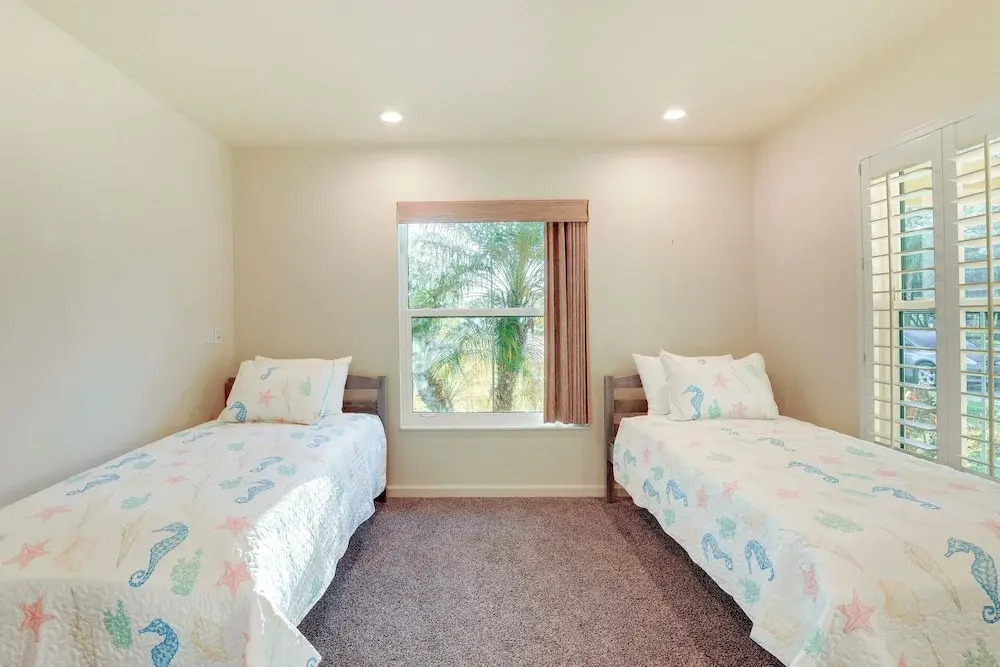 Pet-friendly Fort Pierce Home w/ Screened Porch!