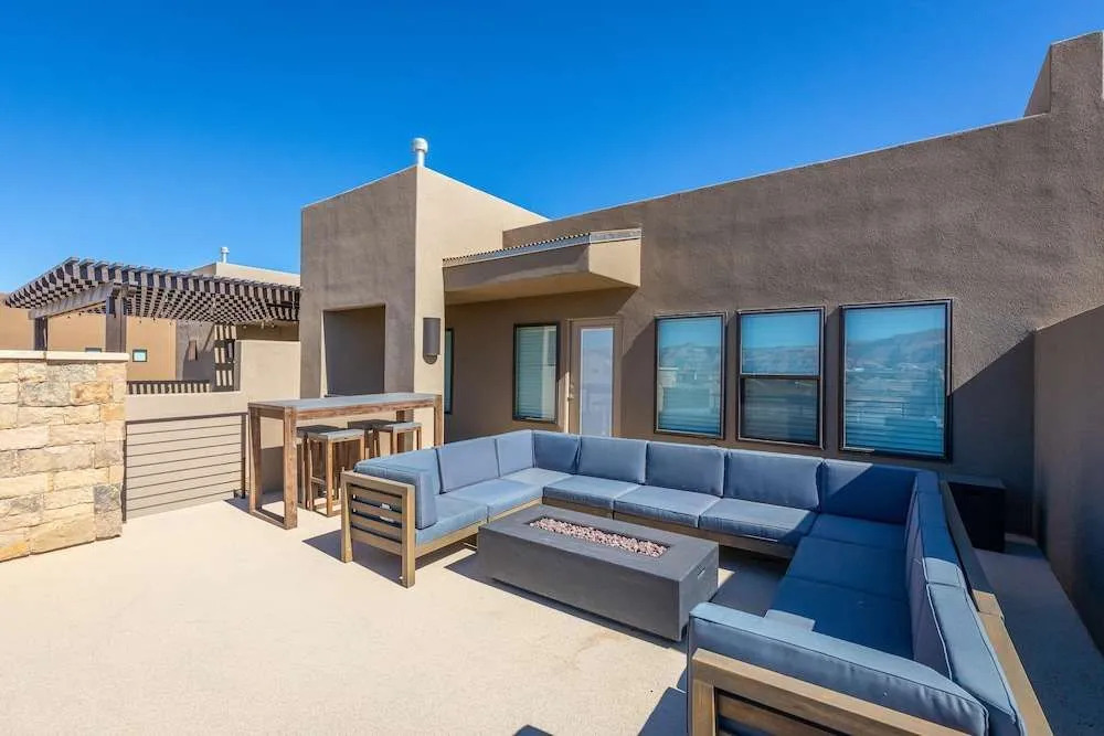 Poolside Paradise