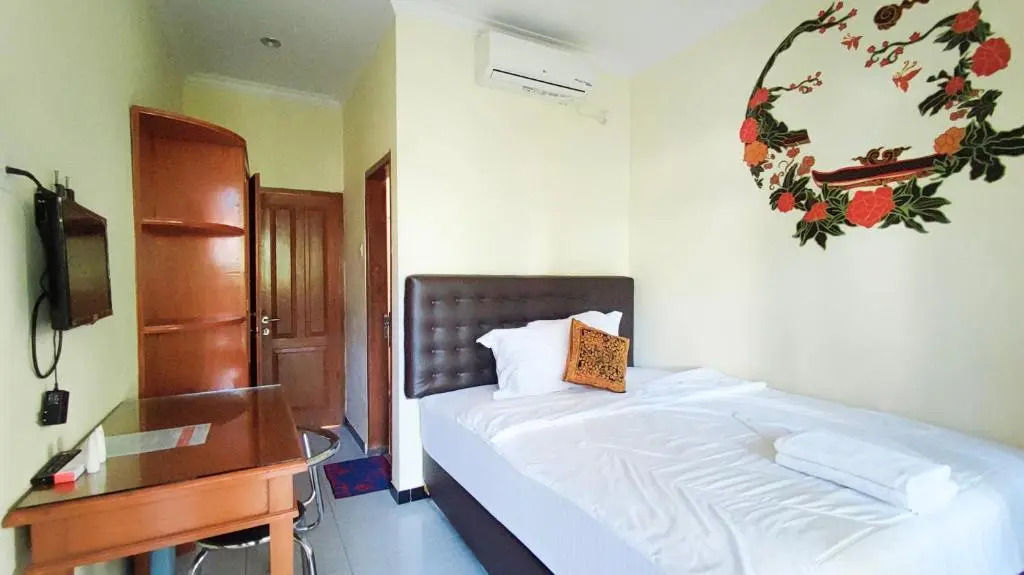 Majapahit Residence Syariah by Homey