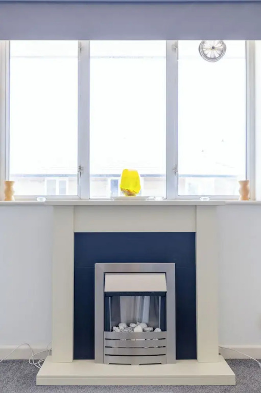 Homely 1 Bedroom Apartment in Beckton With Parking