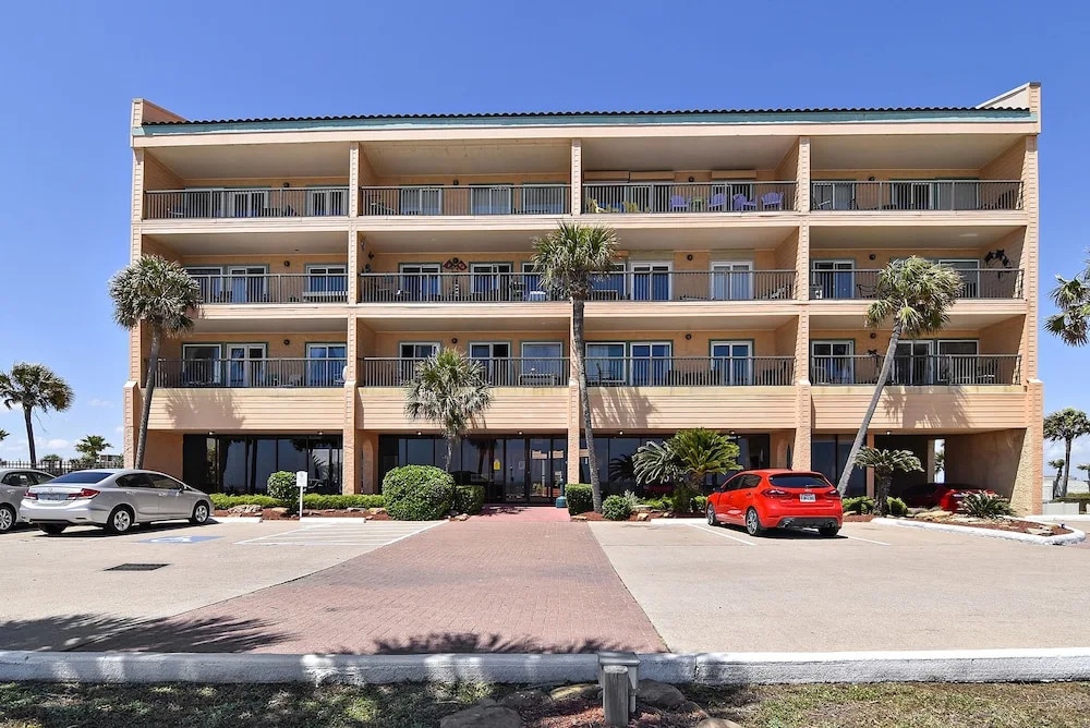 Maravilla 302 Condo