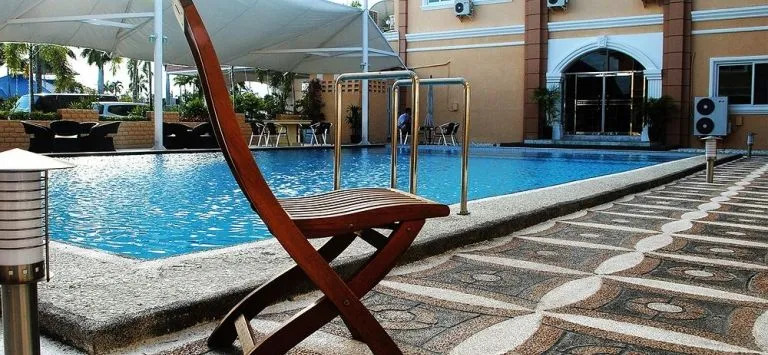 Royal Hotel
