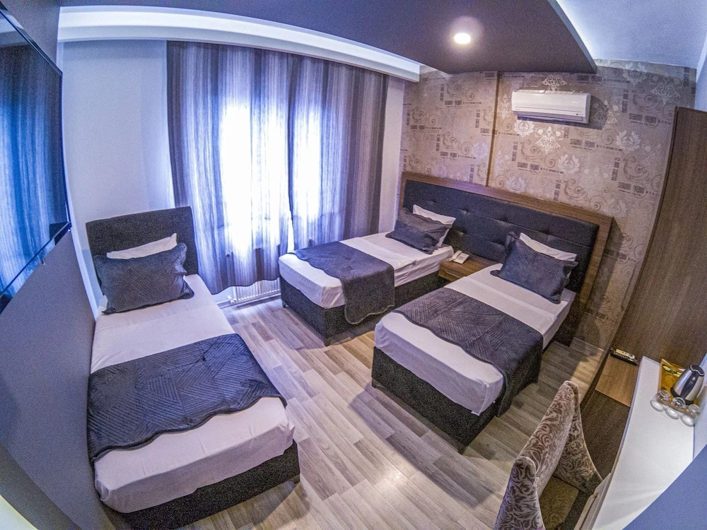 Cosmos Hotel