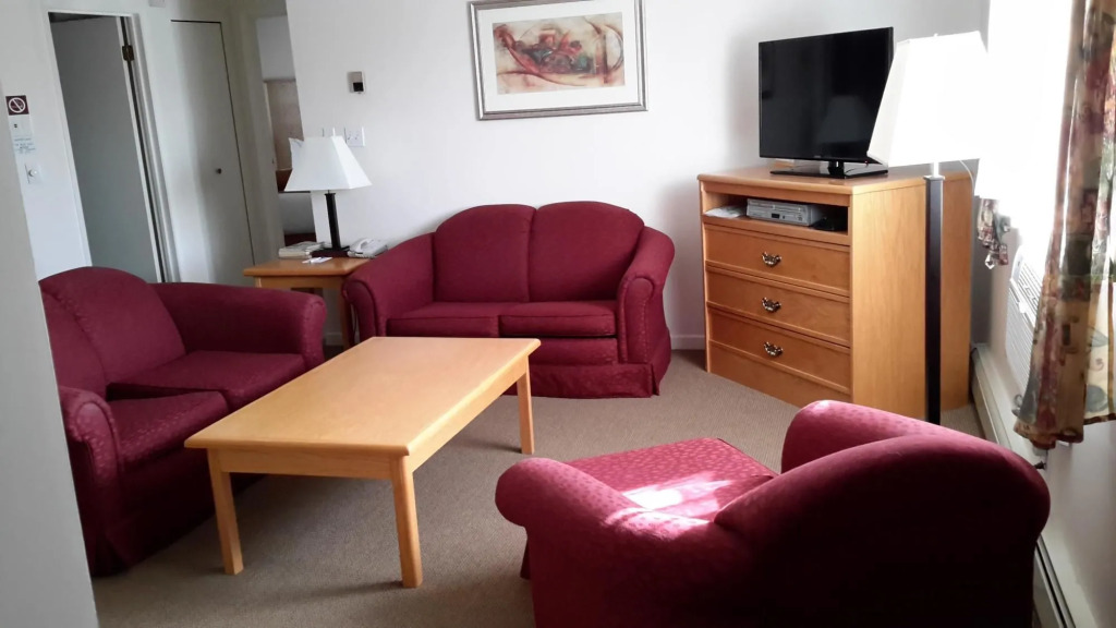Tower Inn & Suites