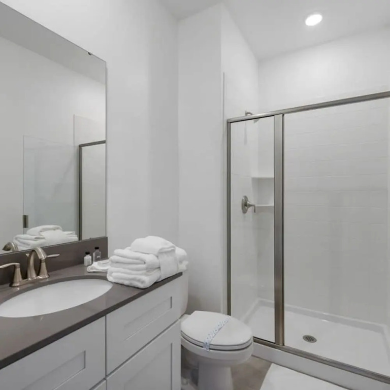 4224 Modern 4BD Private Pool - Near Disney
