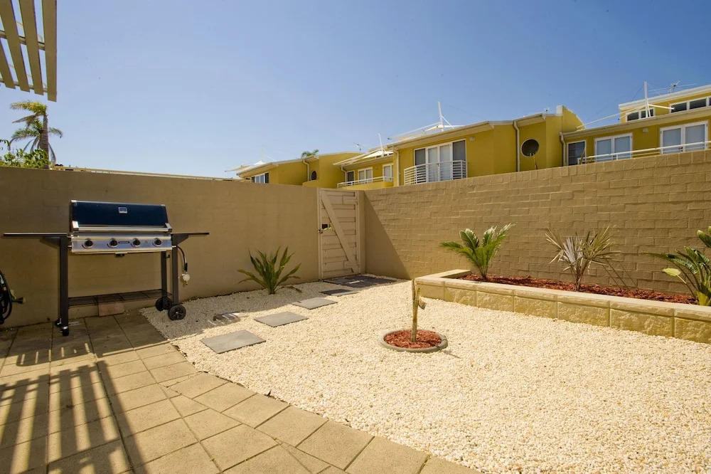 Sandcastles Unit 18 - Fingal Bay