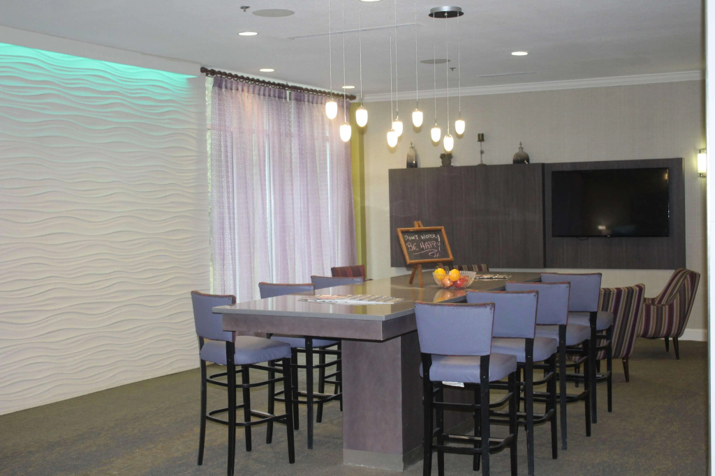 Отель City Express by Marriott Pooler Savannah Airport