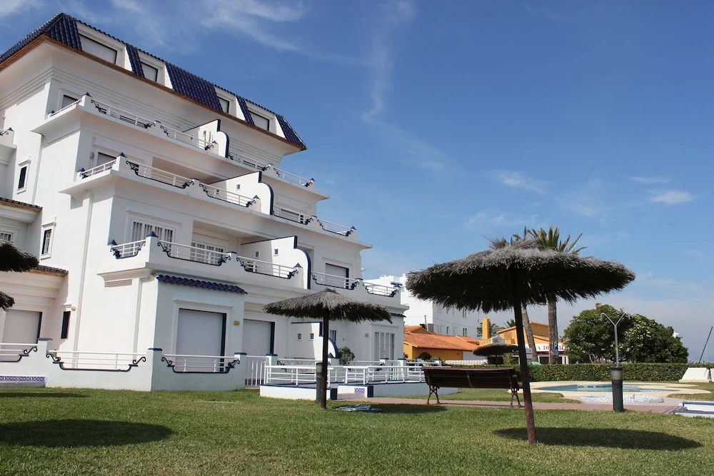 171 Medina Molins