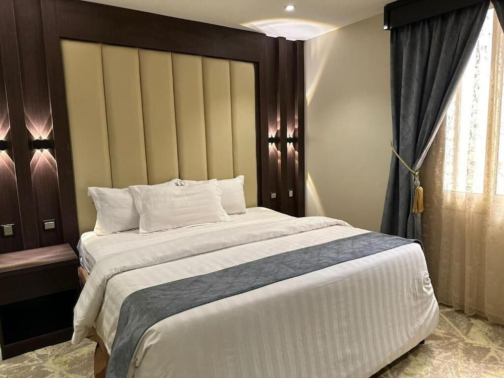 Makarim Al Nakheel serviced apartments
