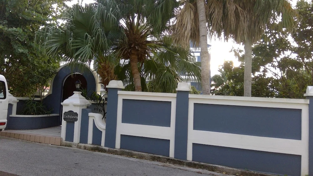 Bermuda Villa Guest House