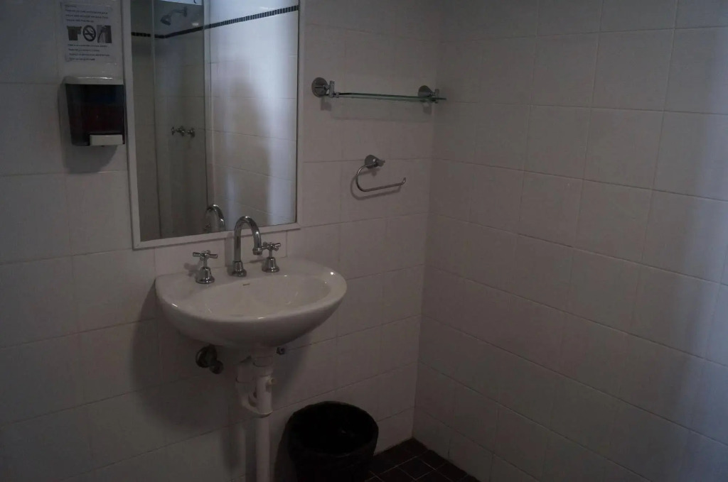 Big Backpackers Hostel