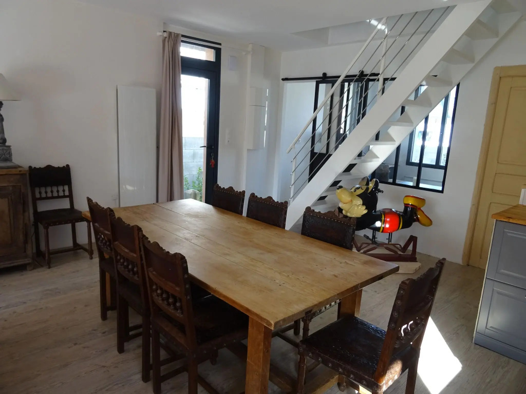 Comfortable Holiday Home 50 m From the sea