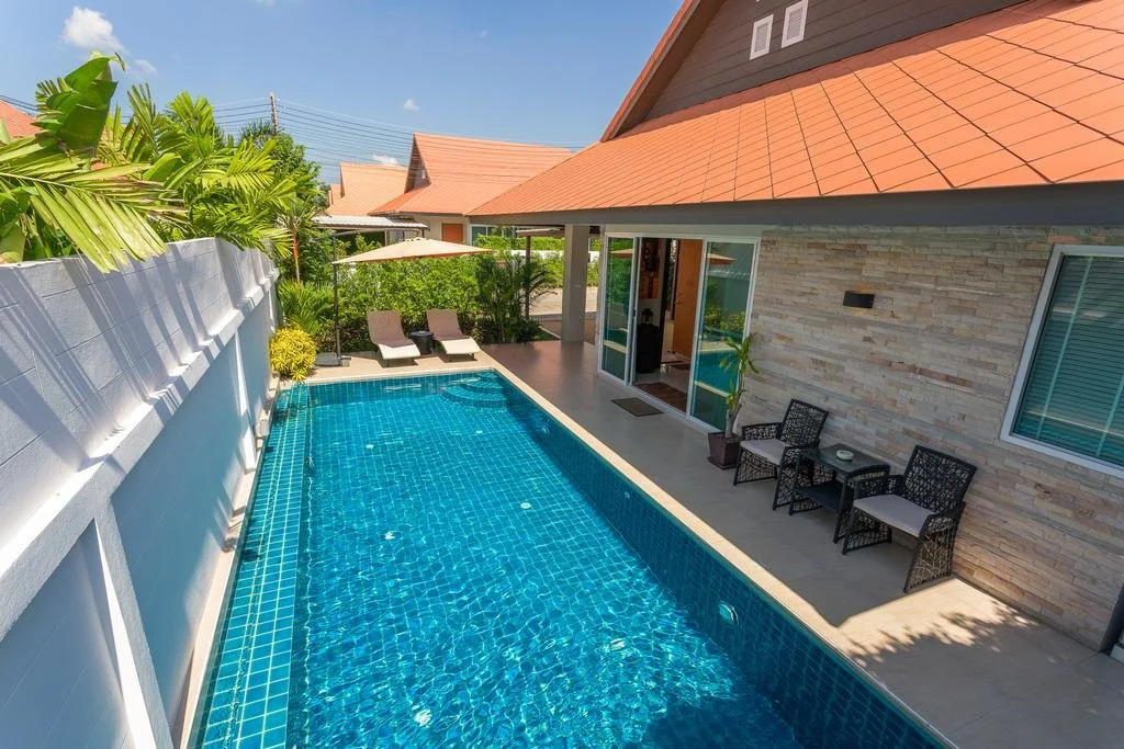 Dewa Sunset Pool Villa