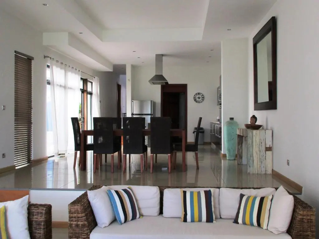 The Bay Villa 4