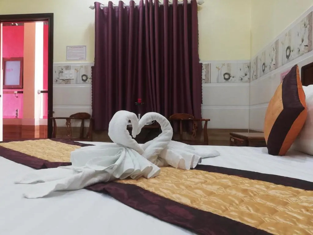 Khách sạn Hồng Thu 2