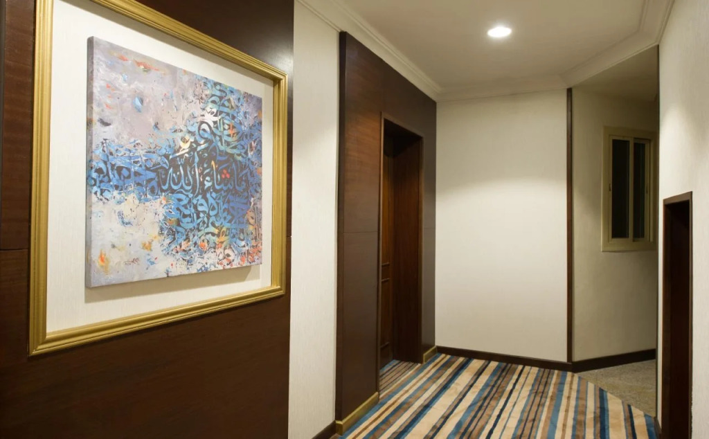 Laten Suites